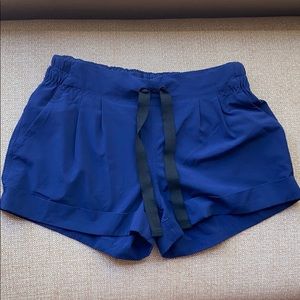 Lululemon Spring Break Away II shorts